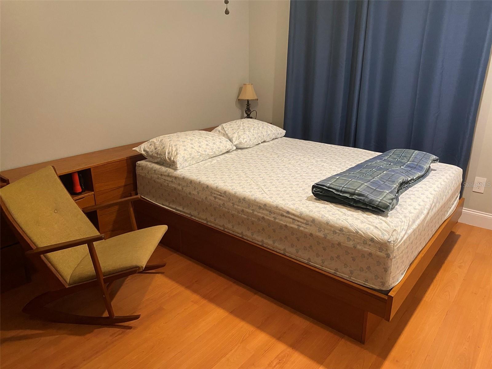 Image 19 of 32 For 1861 Crowley Circle E