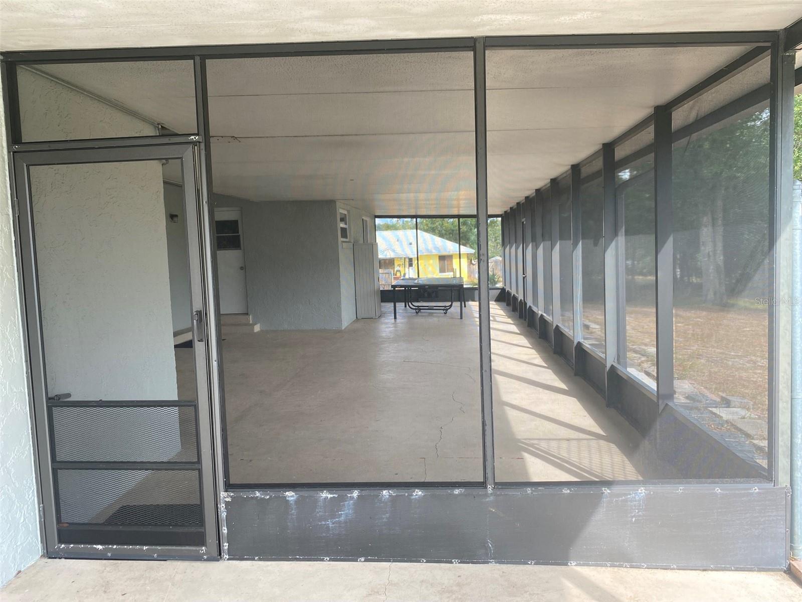 Image 24 of 32 For 1861 Crowley Circle E