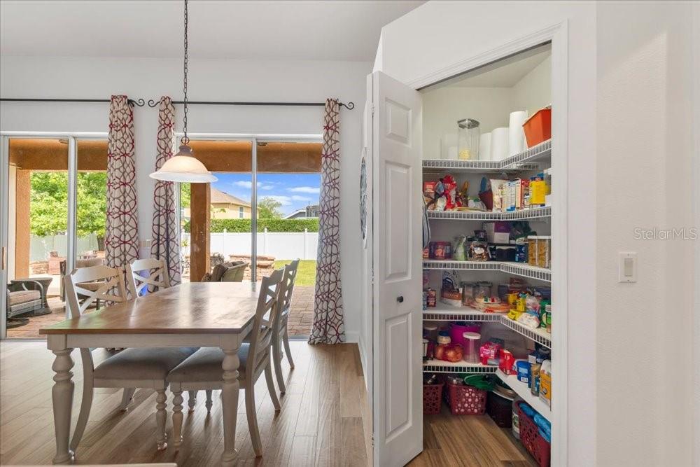 Image 17 of 52 For 3632 Hollywood Place