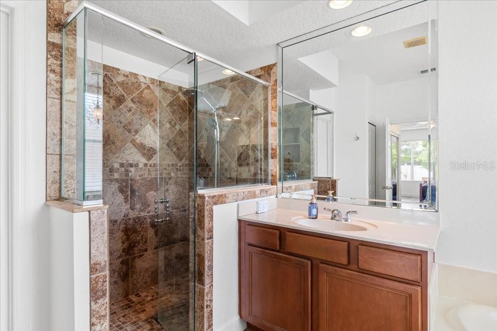 Image 23 of 52 For 3632 Hollywood Place