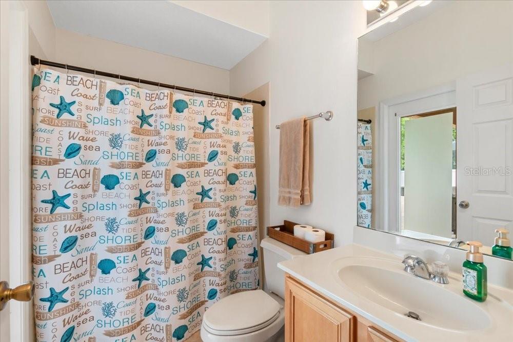 Image 26 of 52 For 3632 Hollywood Place