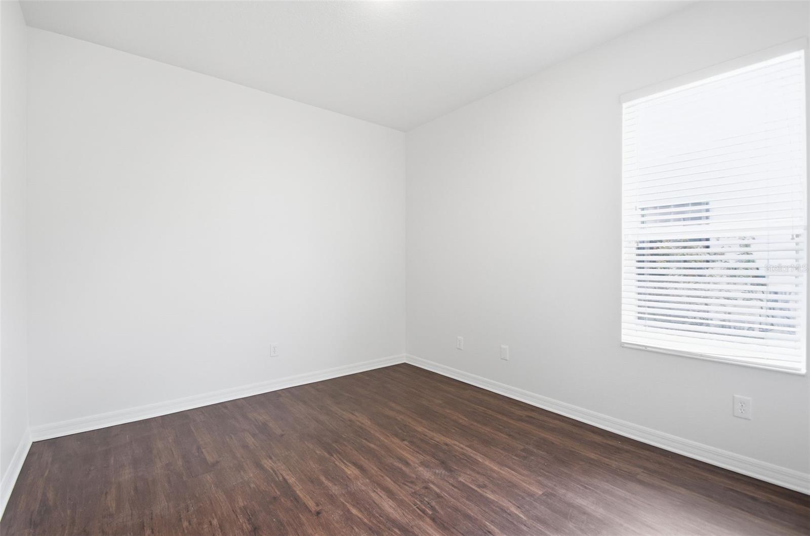 Image 22 of 51 For 12323 30th Street E