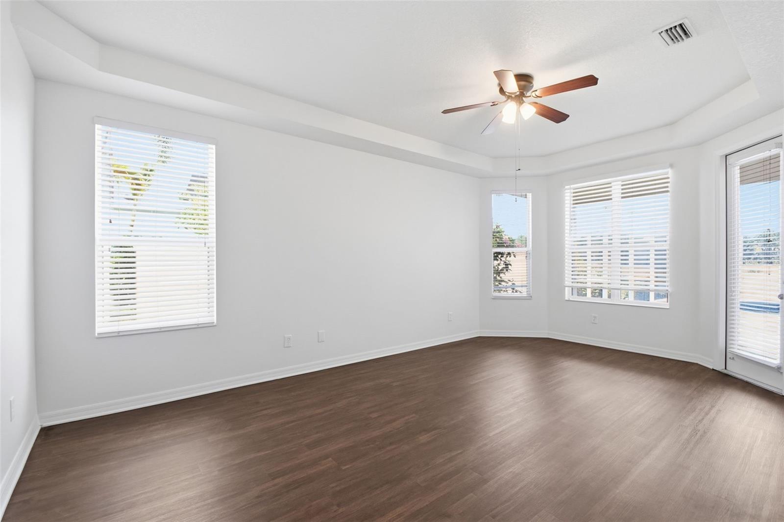 Image 25 of 51 For 12323 30th Street E