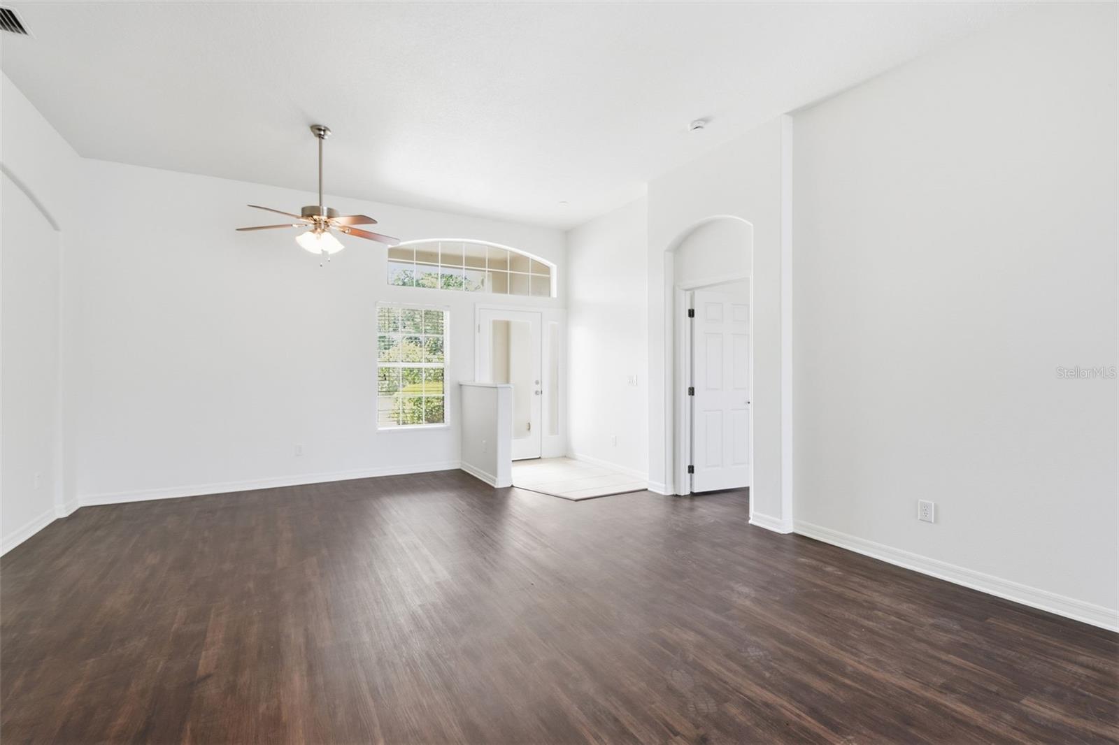 Image 4 of 51 For 12323 30th Street E