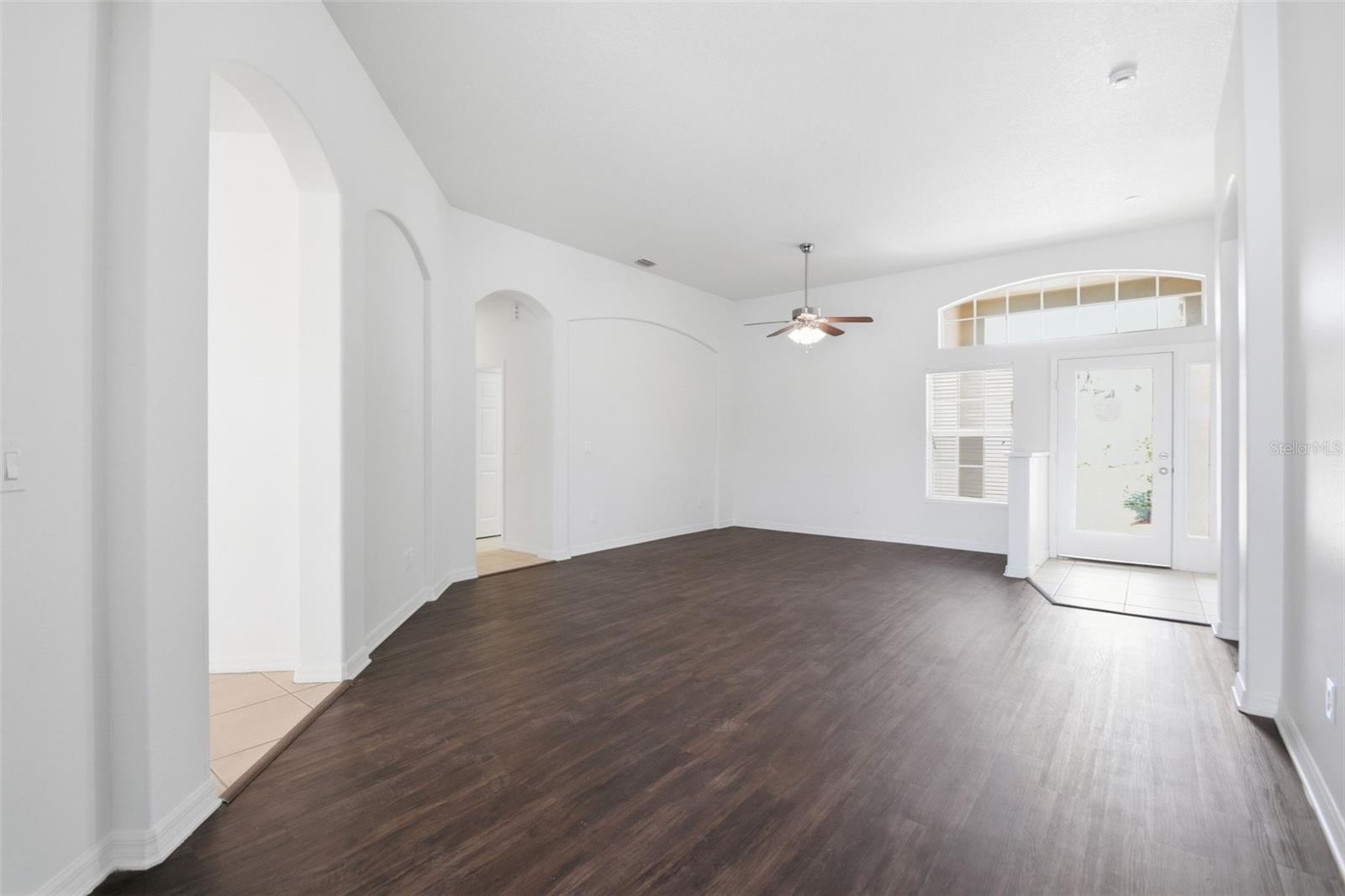 Image 5 of 51 For 12323 30th Street E