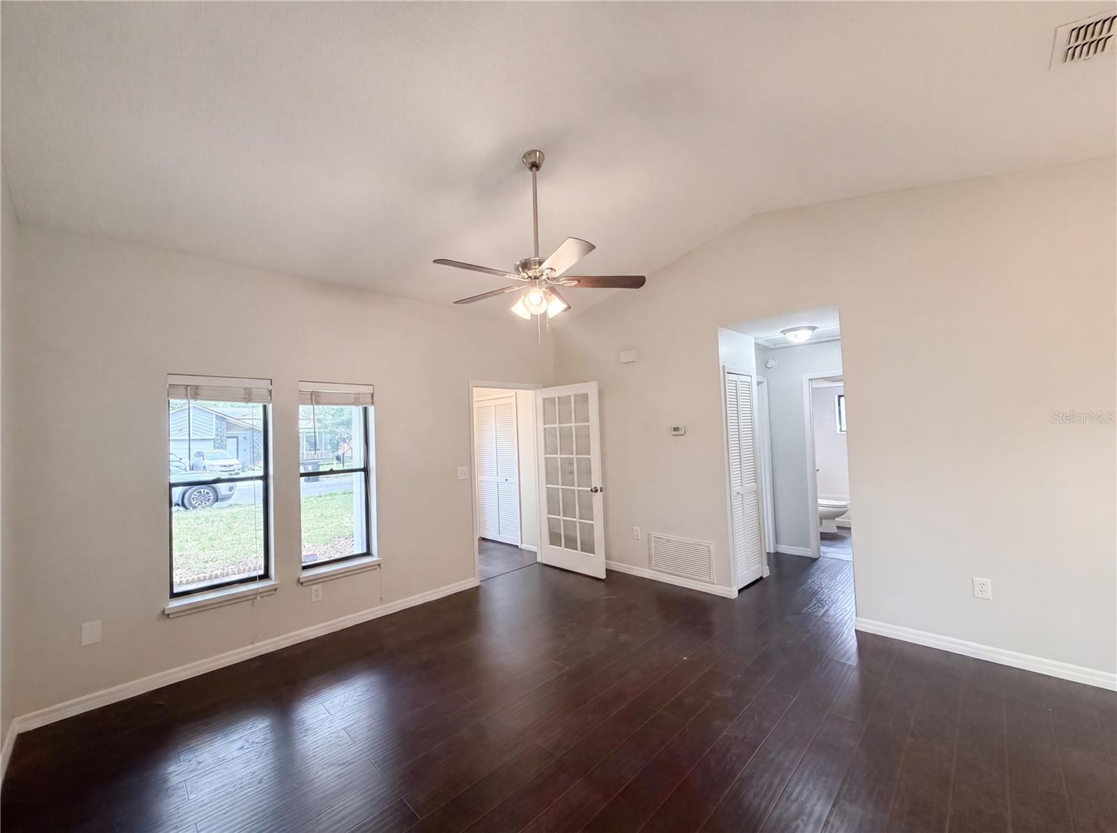 Image 10 of 21 For 3622 Shady Grove Circle