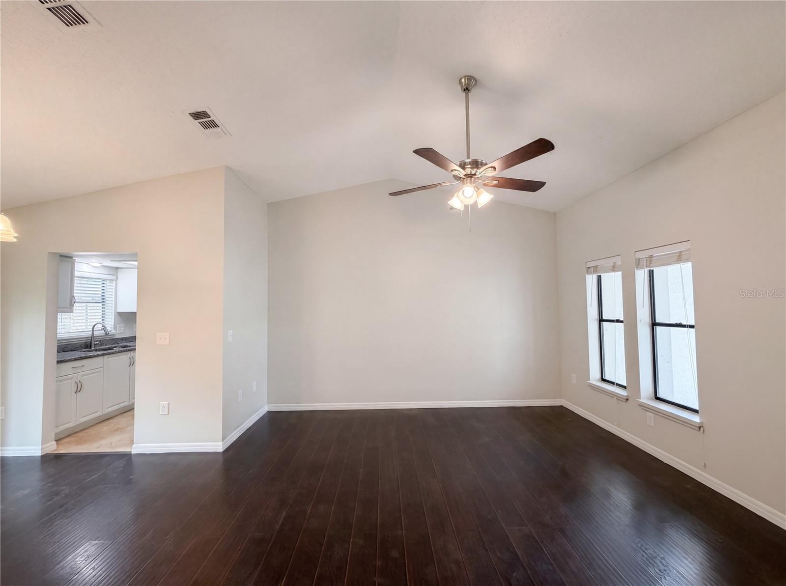 Image 11 of 21 For 3622 Shady Grove Circle