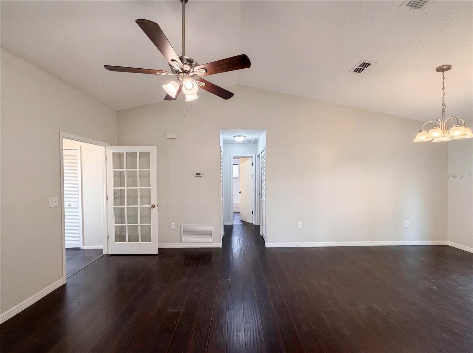 Image 12 of 21 For 3622 Shady Grove Circle