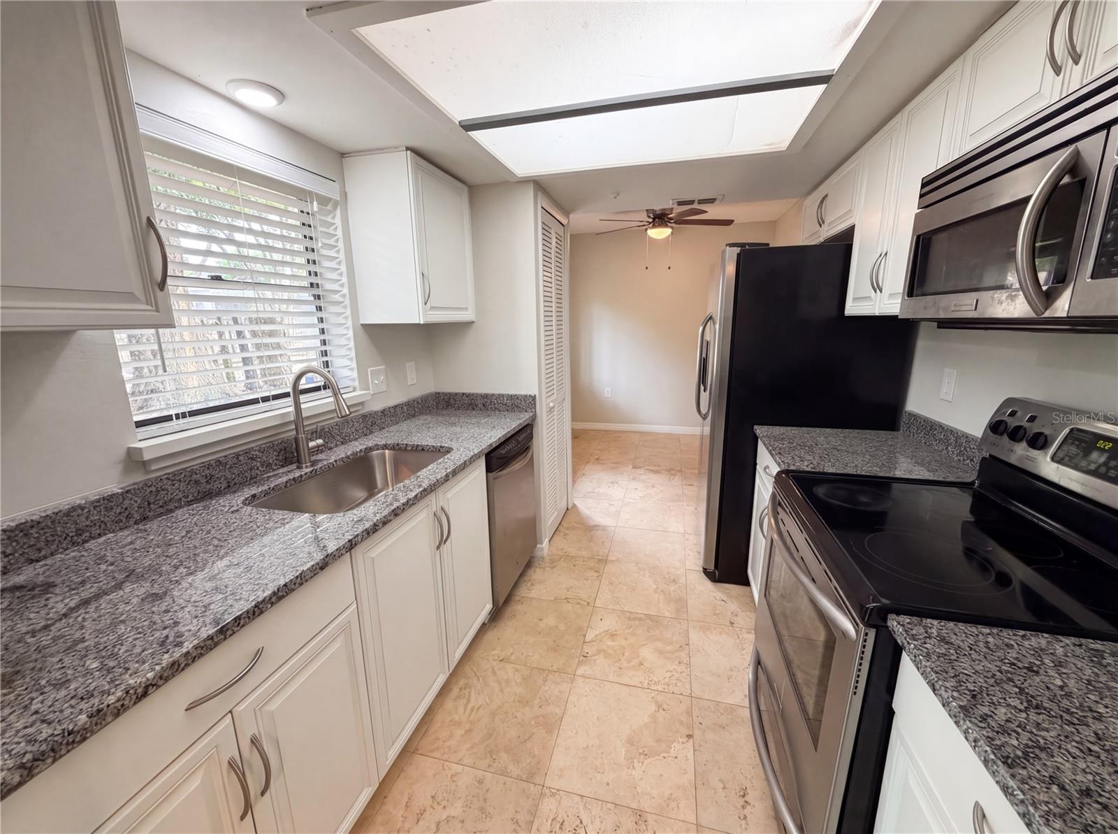 Image 2 of 21 For 3622 Shady Grove Circle