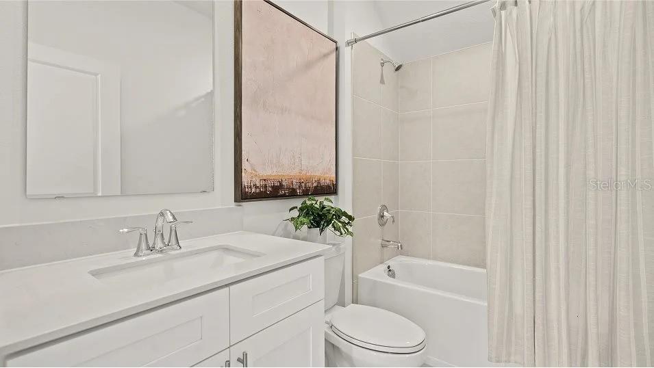 Image 7 of 20 For 828 Aubey Lane