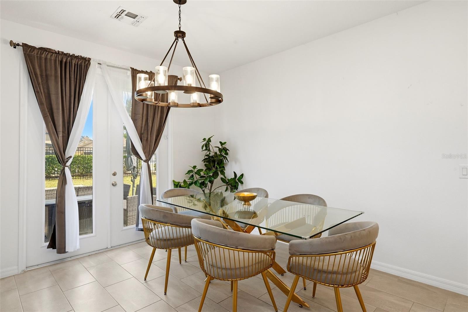 Image 19 of 32 For 2162 Derwent Drive