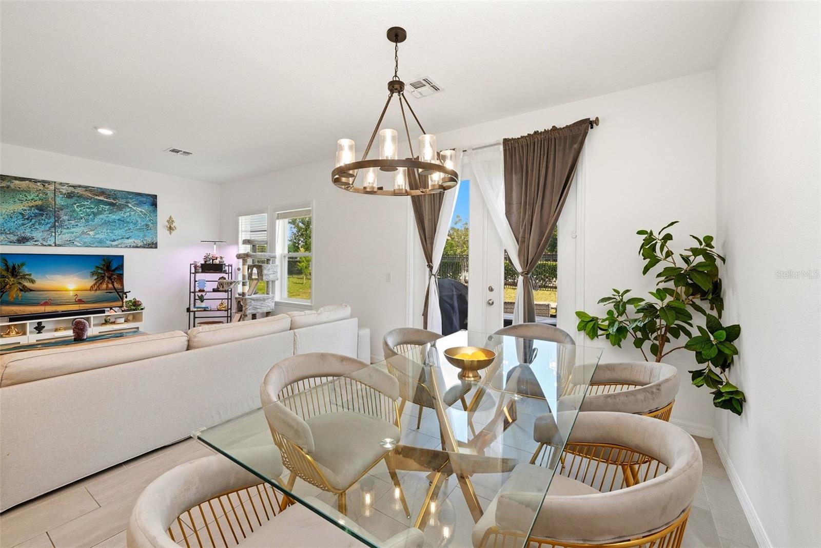 Image 20 of 32 For 2162 Derwent Drive