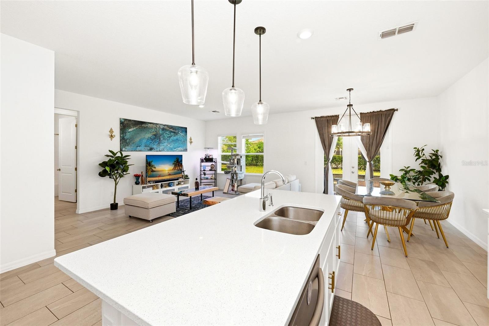 Image 6 of 32 For 2162 Derwent Drive