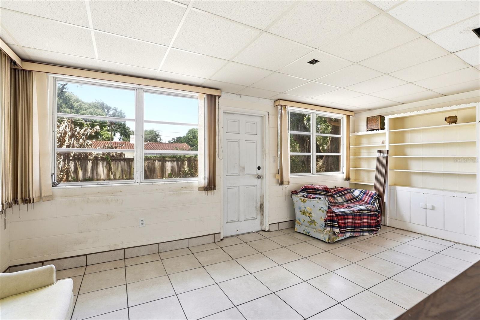 Image 12 of 35 For 1421 Fairview Street