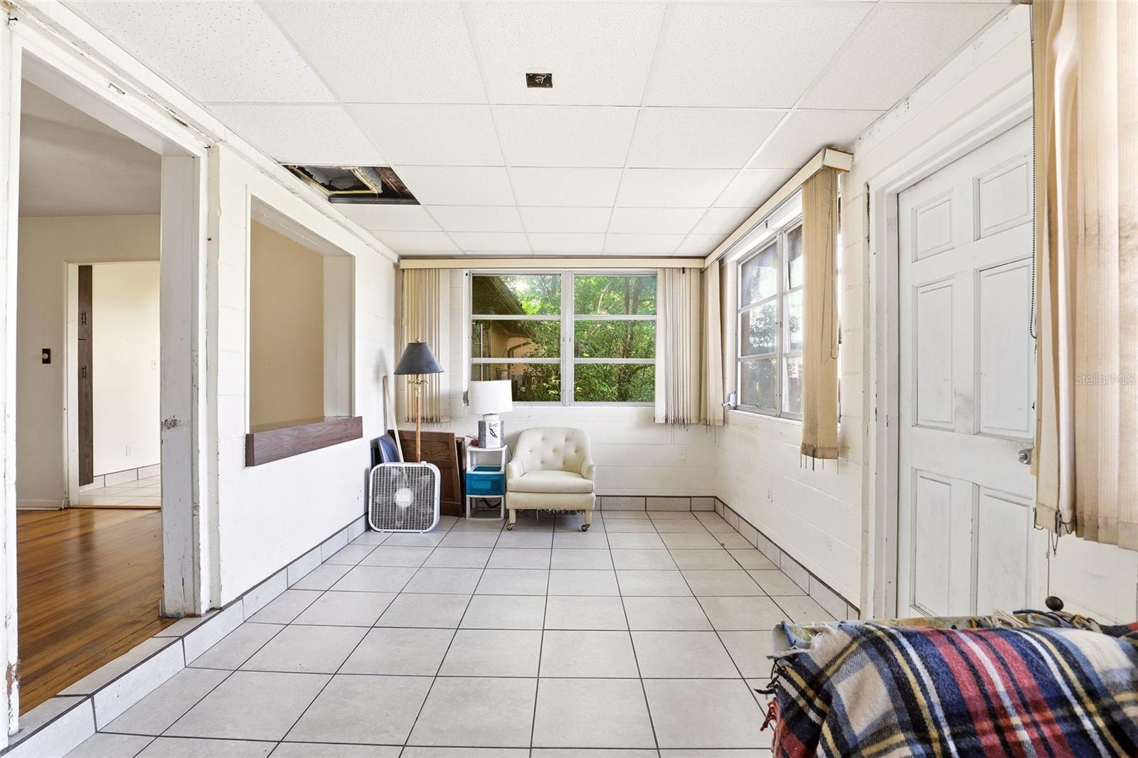 Image 14 of 35 For 1421 Fairview Street