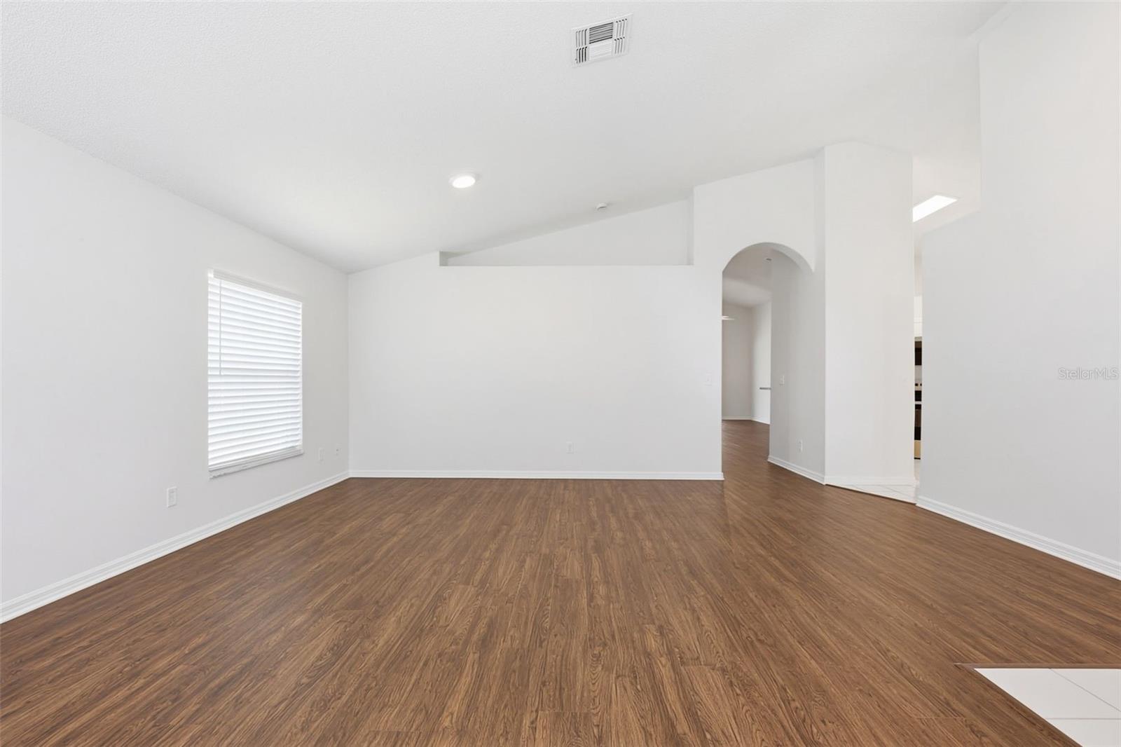 Image 12 of 38 For 1353 Crimson Clover Lane