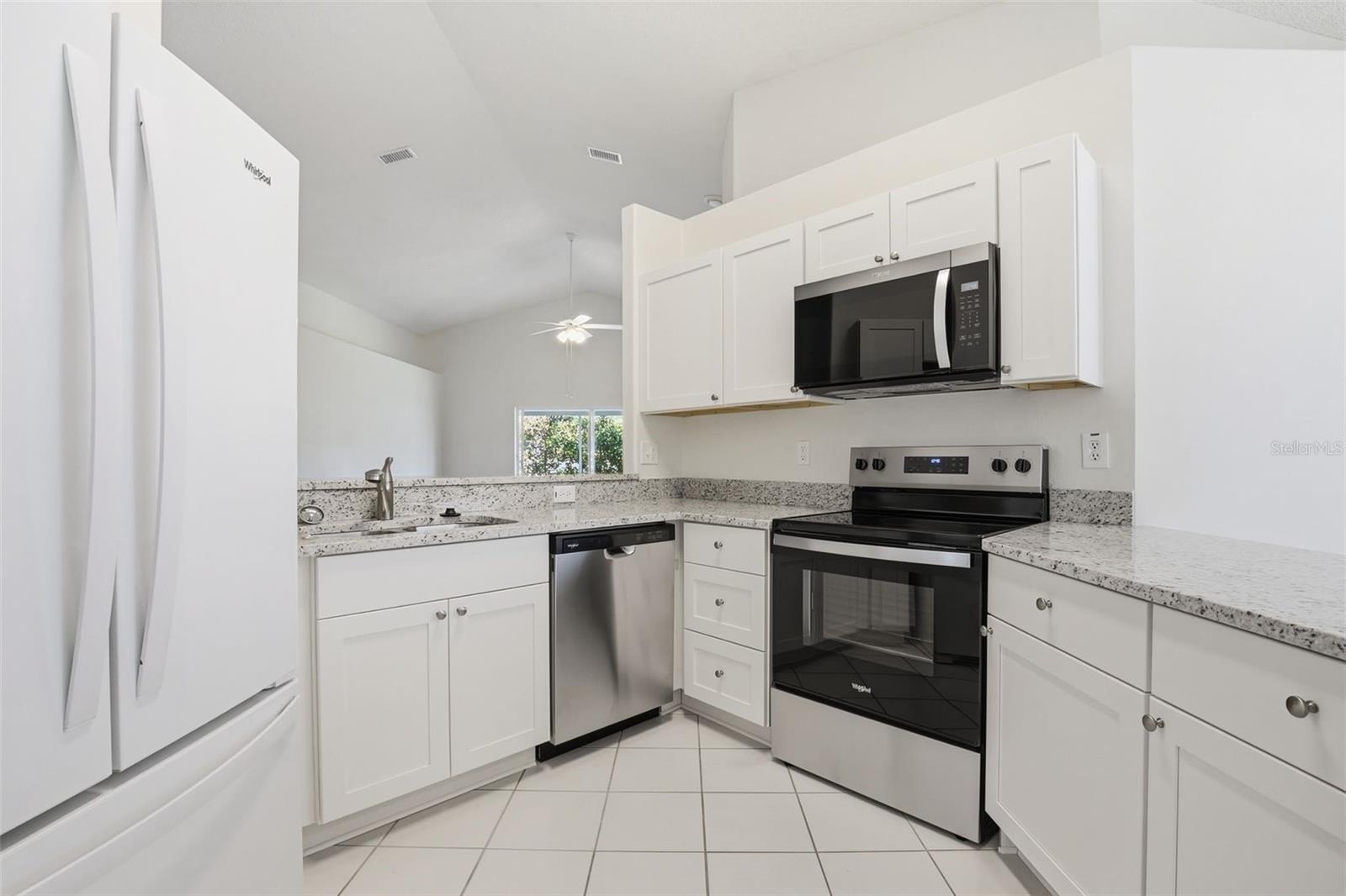 Image 16 of 38 For 1353 Crimson Clover Lane