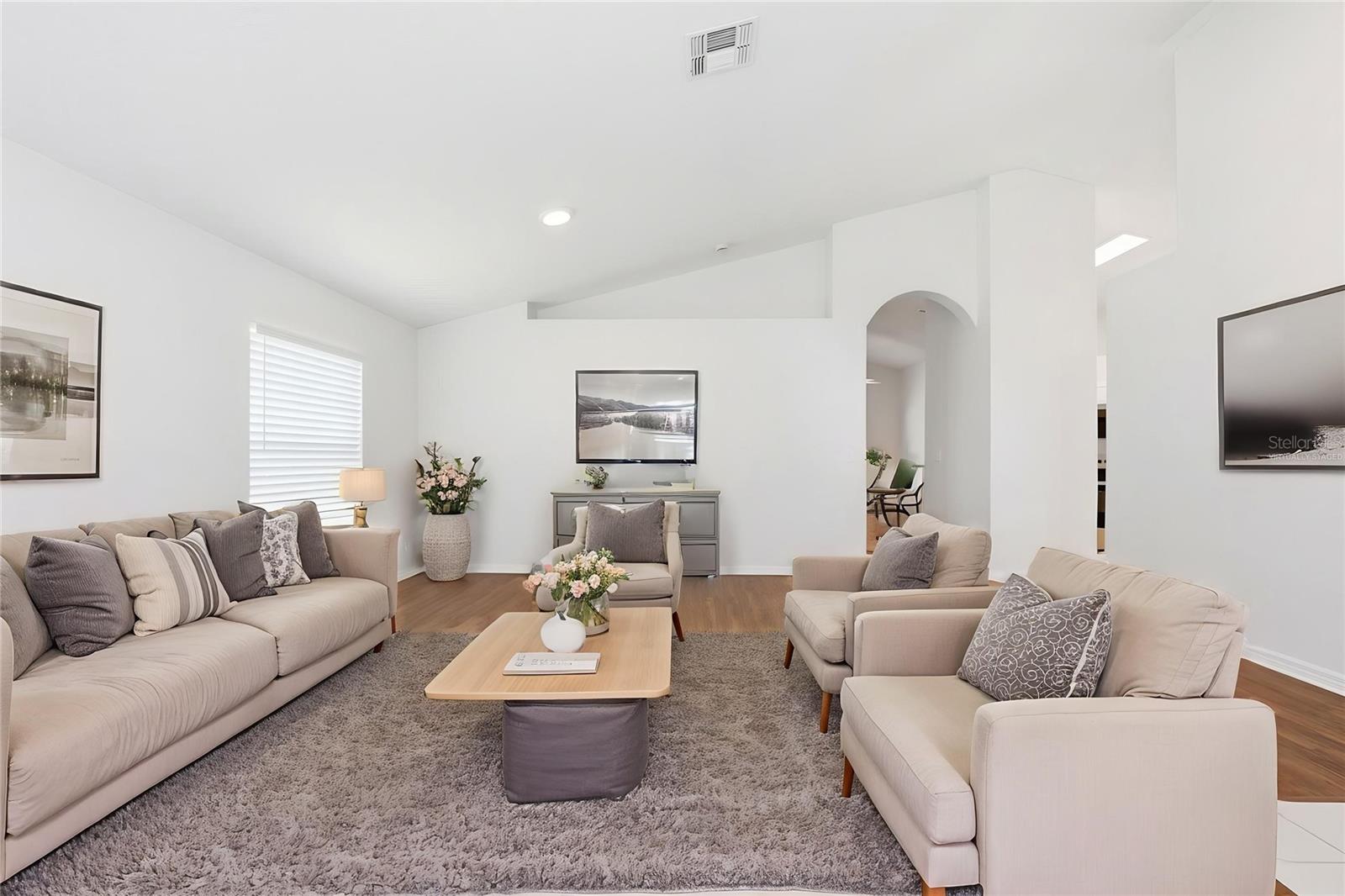 Image 3 of 38 For 1353 Crimson Clover Lane