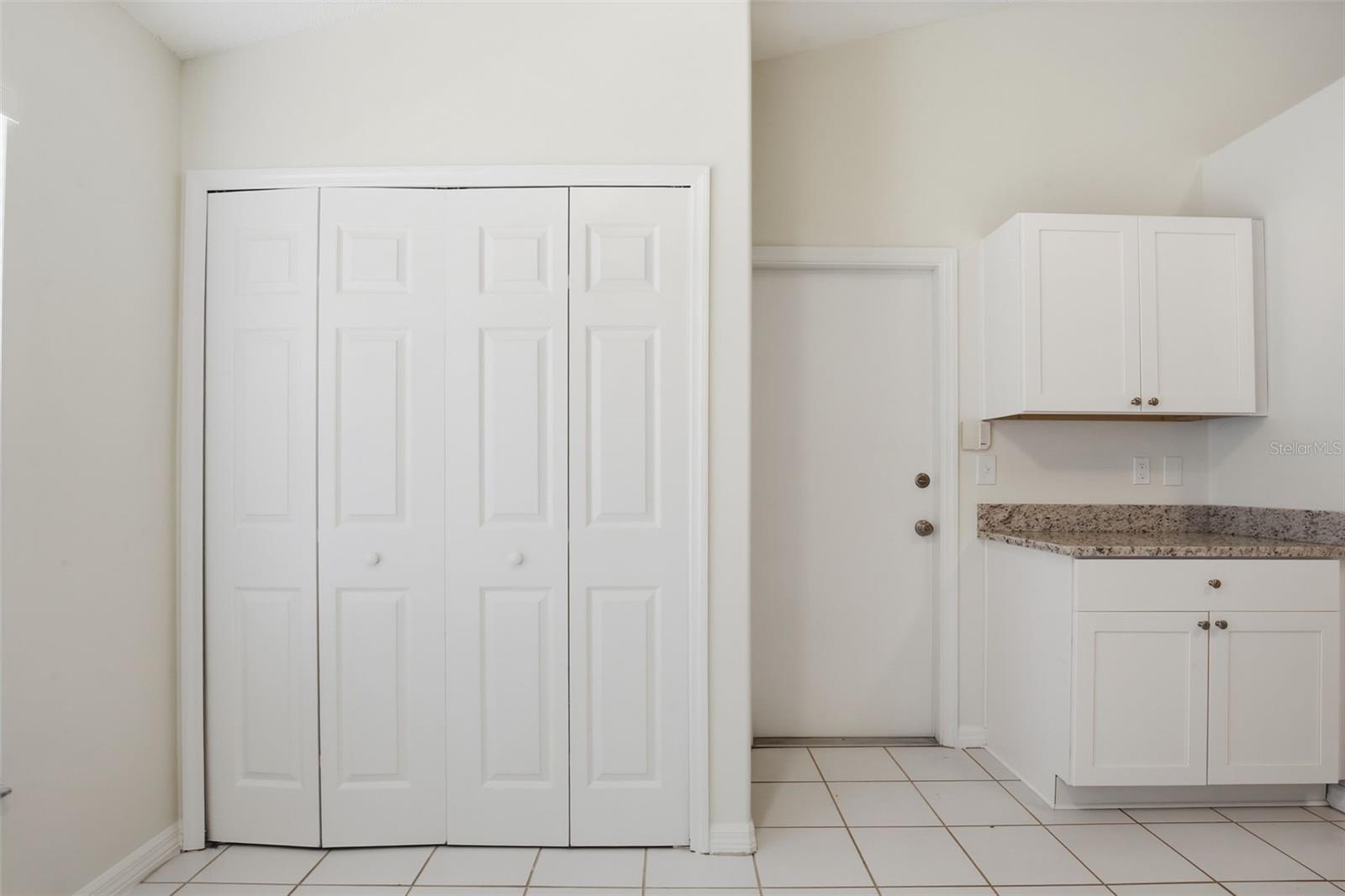 Image 32 of 38 For 1353 Crimson Clover Lane