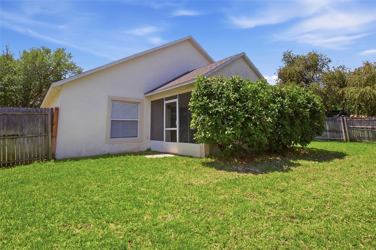 Image 35 of 38 For 1353 Crimson Clover Lane