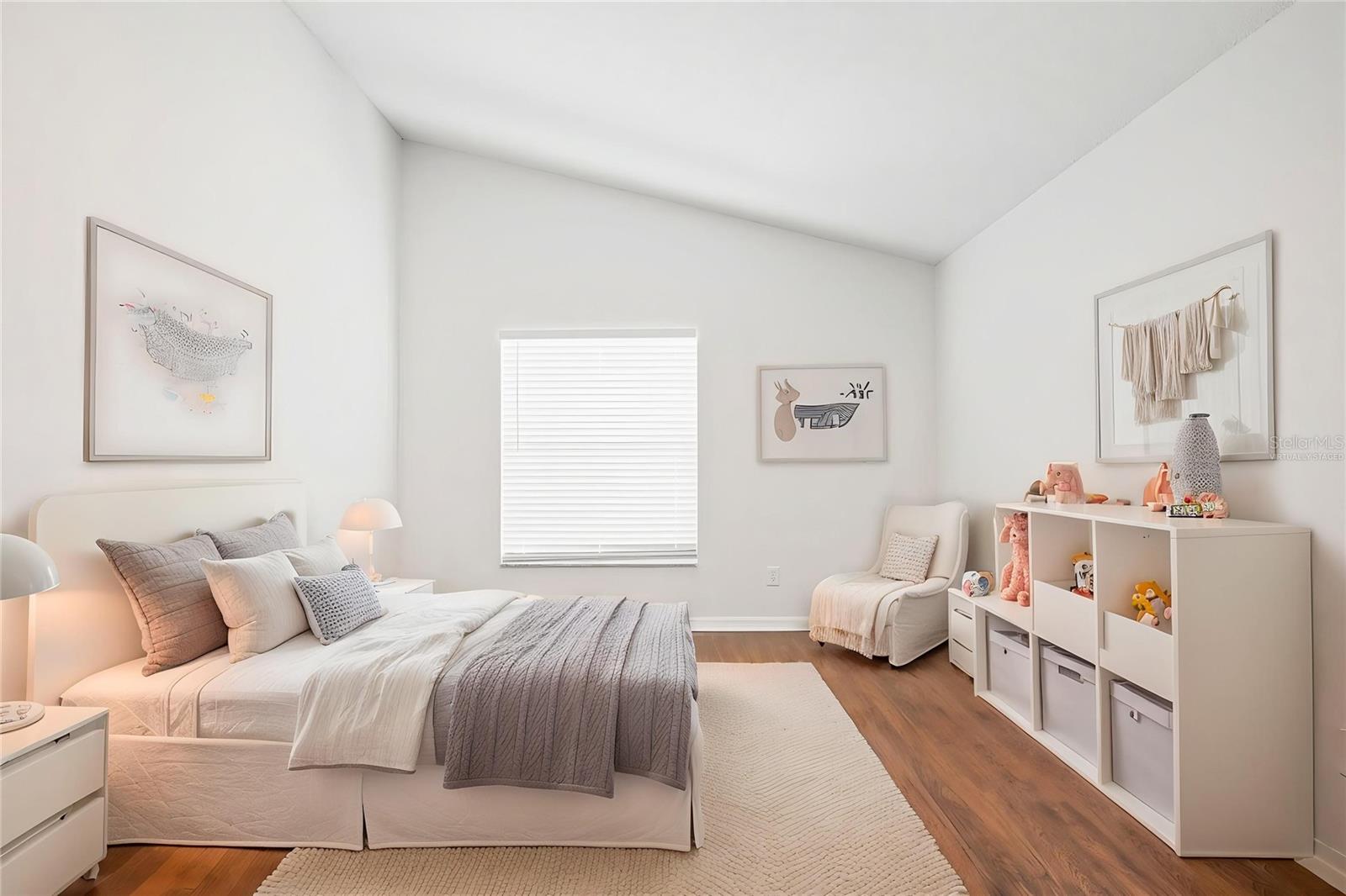 Image 6 of 38 For 1353 Crimson Clover Lane