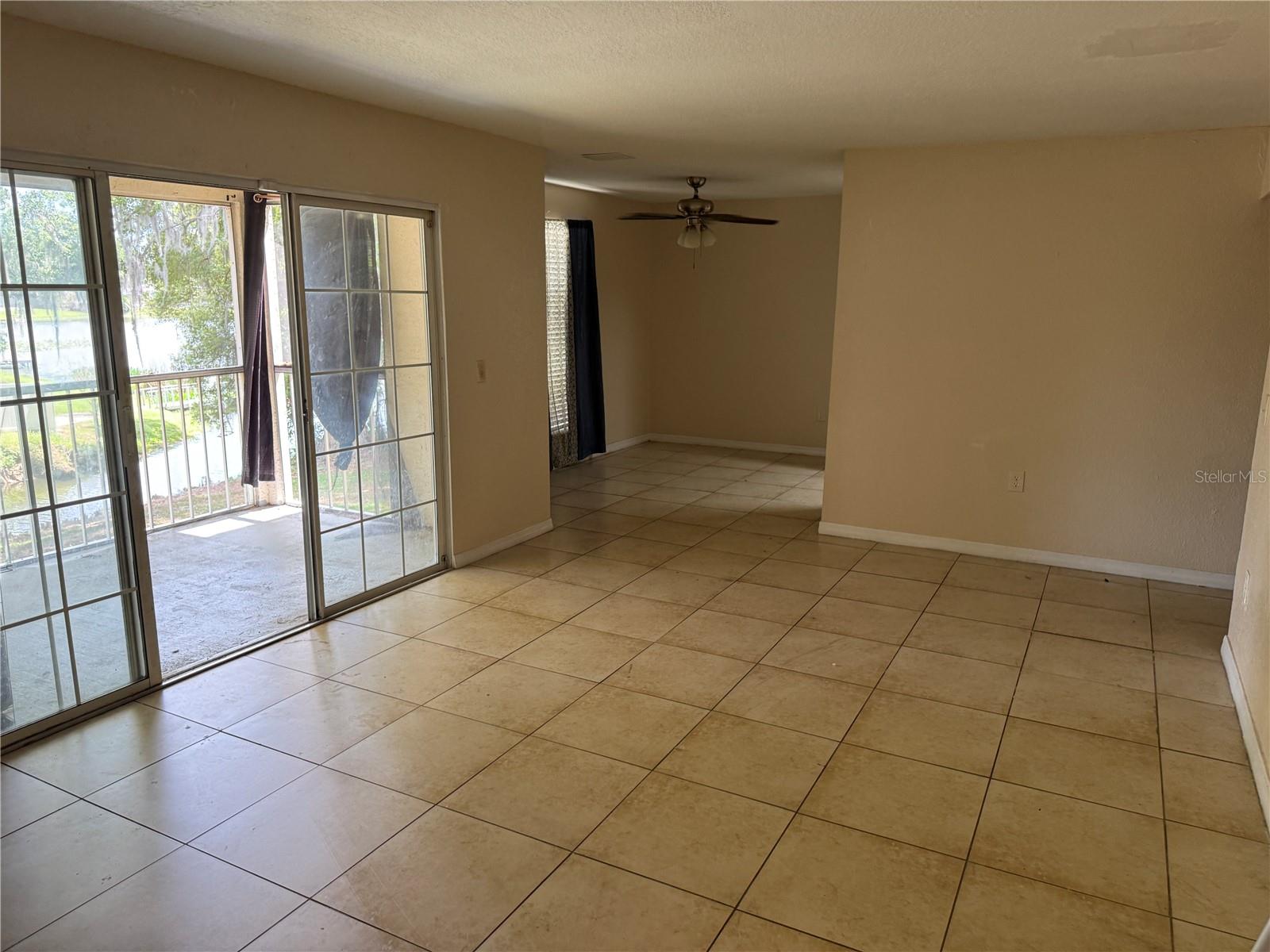 Image 11 of 12 For 3906 Versailles Drive 3906a