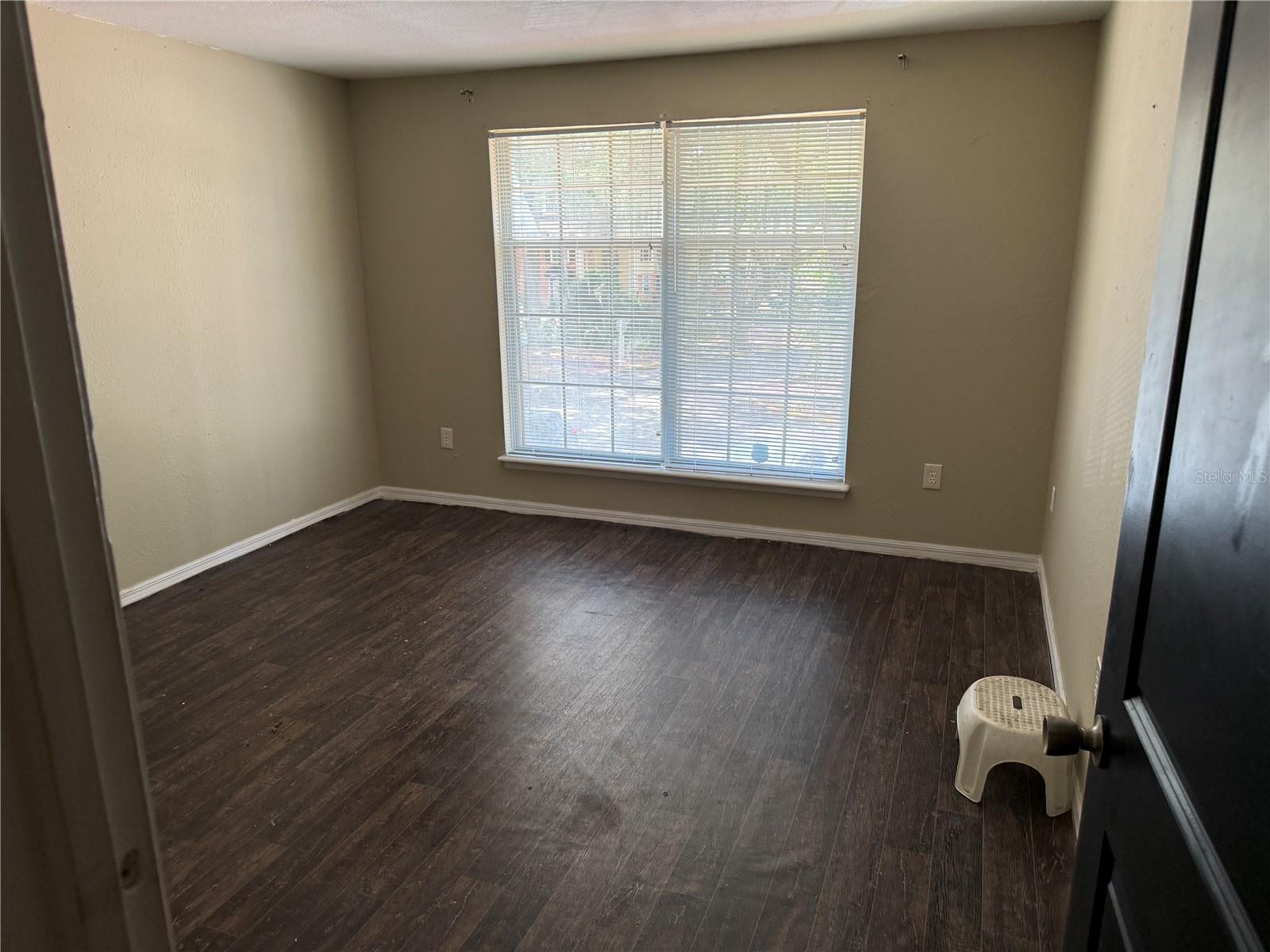 Image 9 of 12 For 3906 Versailles Drive 3906a