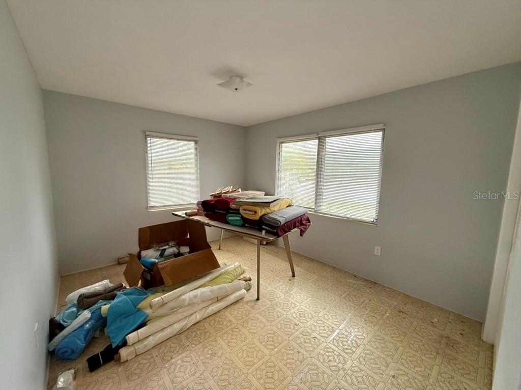 Image 16 of 23 For 2155 Webber Street