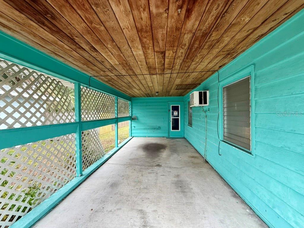 Image 18 of 23 For 2155 Webber Street