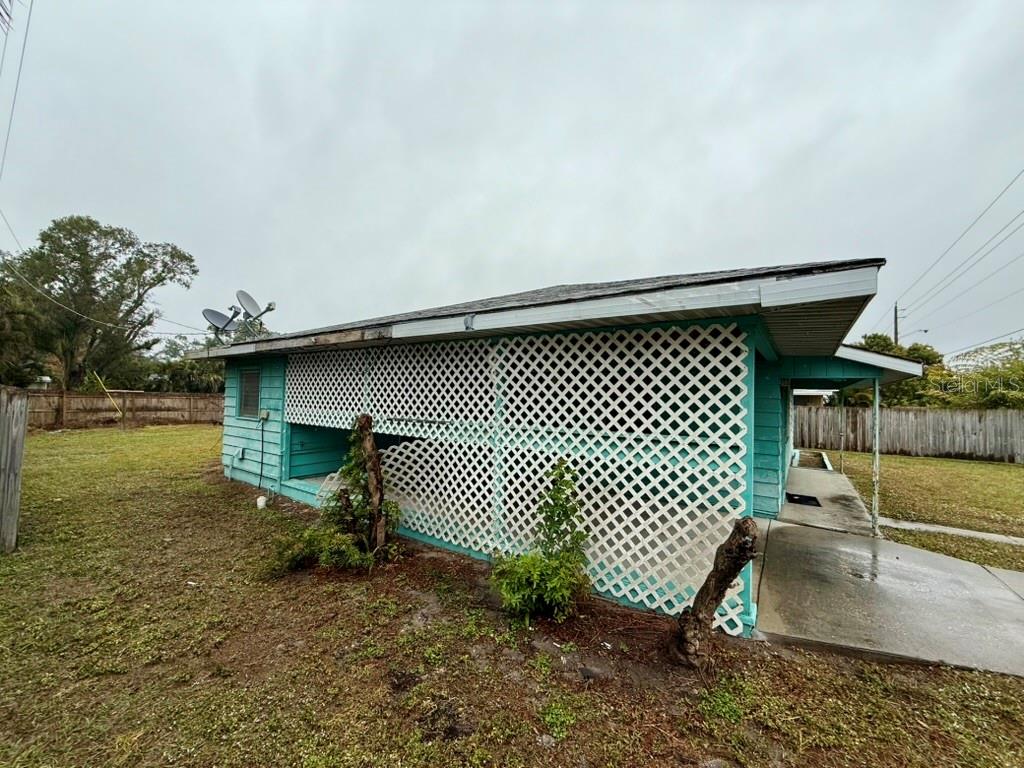 Image 19 of 23 For 2155 Webber Street