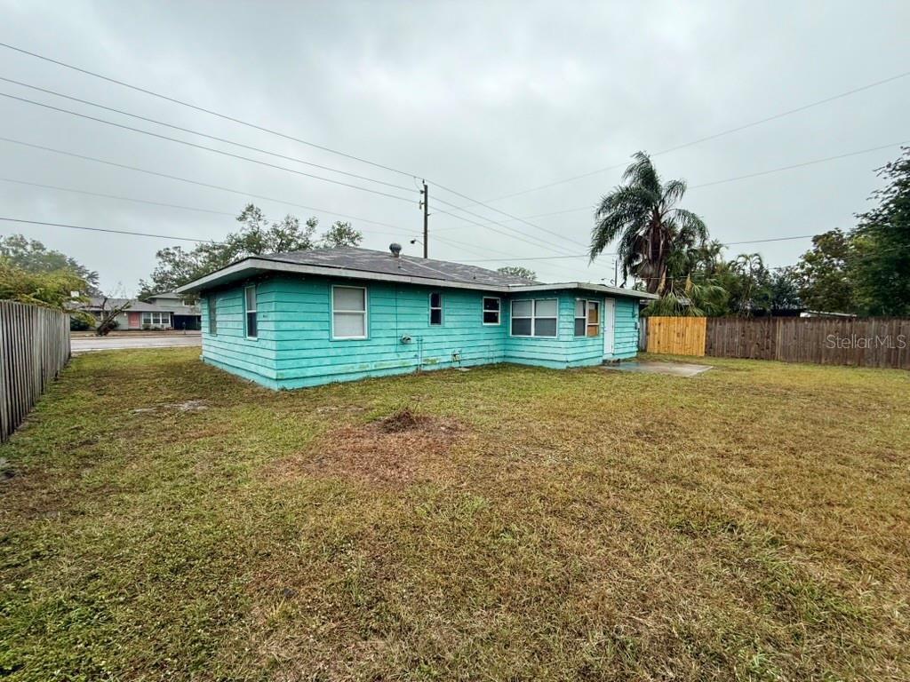 Image 21 of 23 For 2155 Webber Street