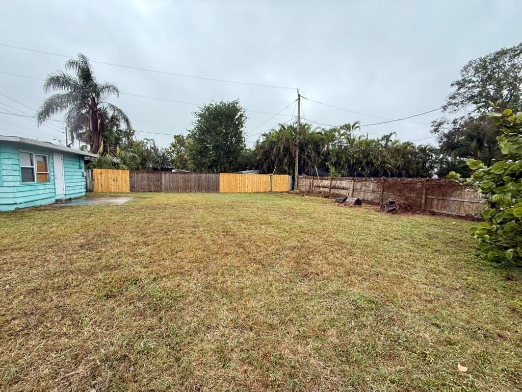 Image 23 of 23 For 2155 Webber Street