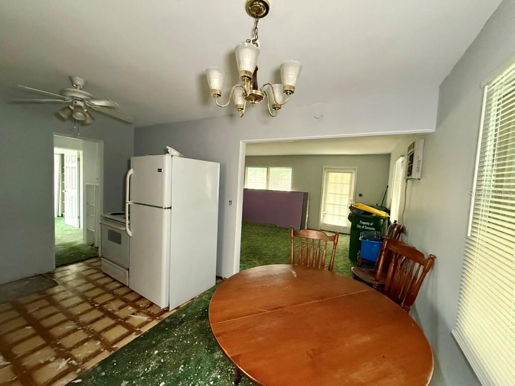 Image 4 of 23 For 2155 Webber Street