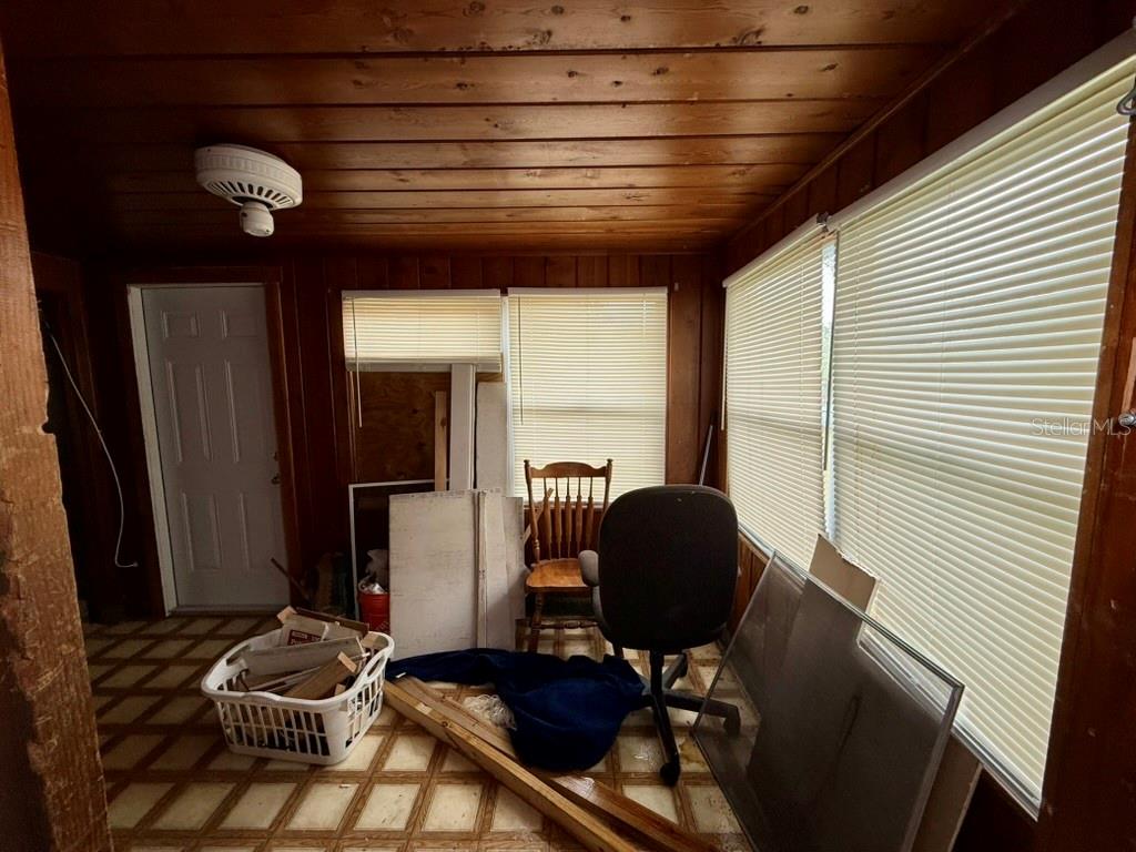 Image 6 of 23 For 2155 Webber Street