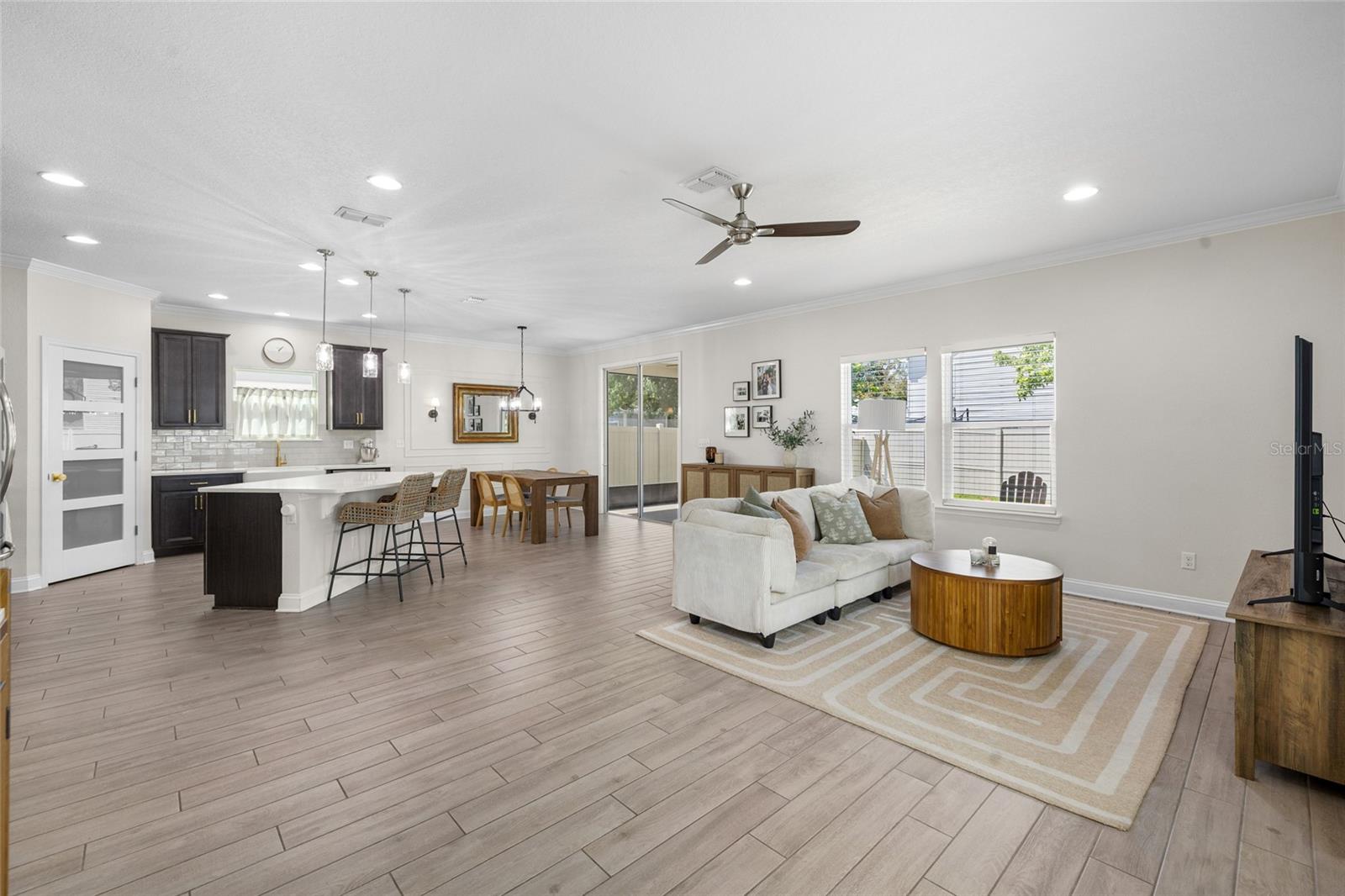 Image 14 of 57 For 3917 Coastal Cove Circle