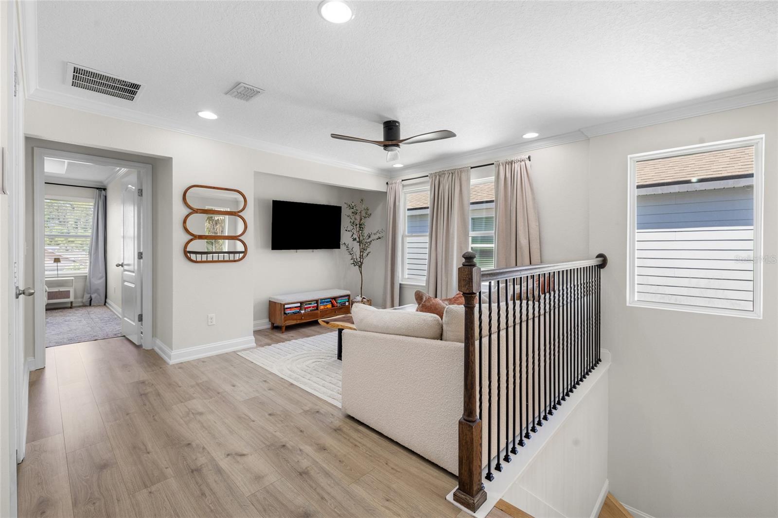 Image 31 of 57 For 3917 Coastal Cove Circle