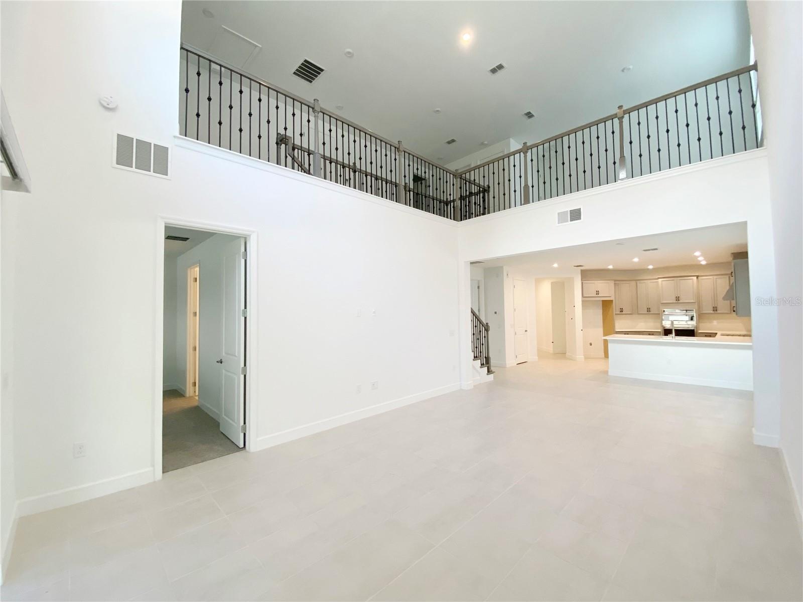 Image 4 of 40 For 1409 Lone Feather Trail