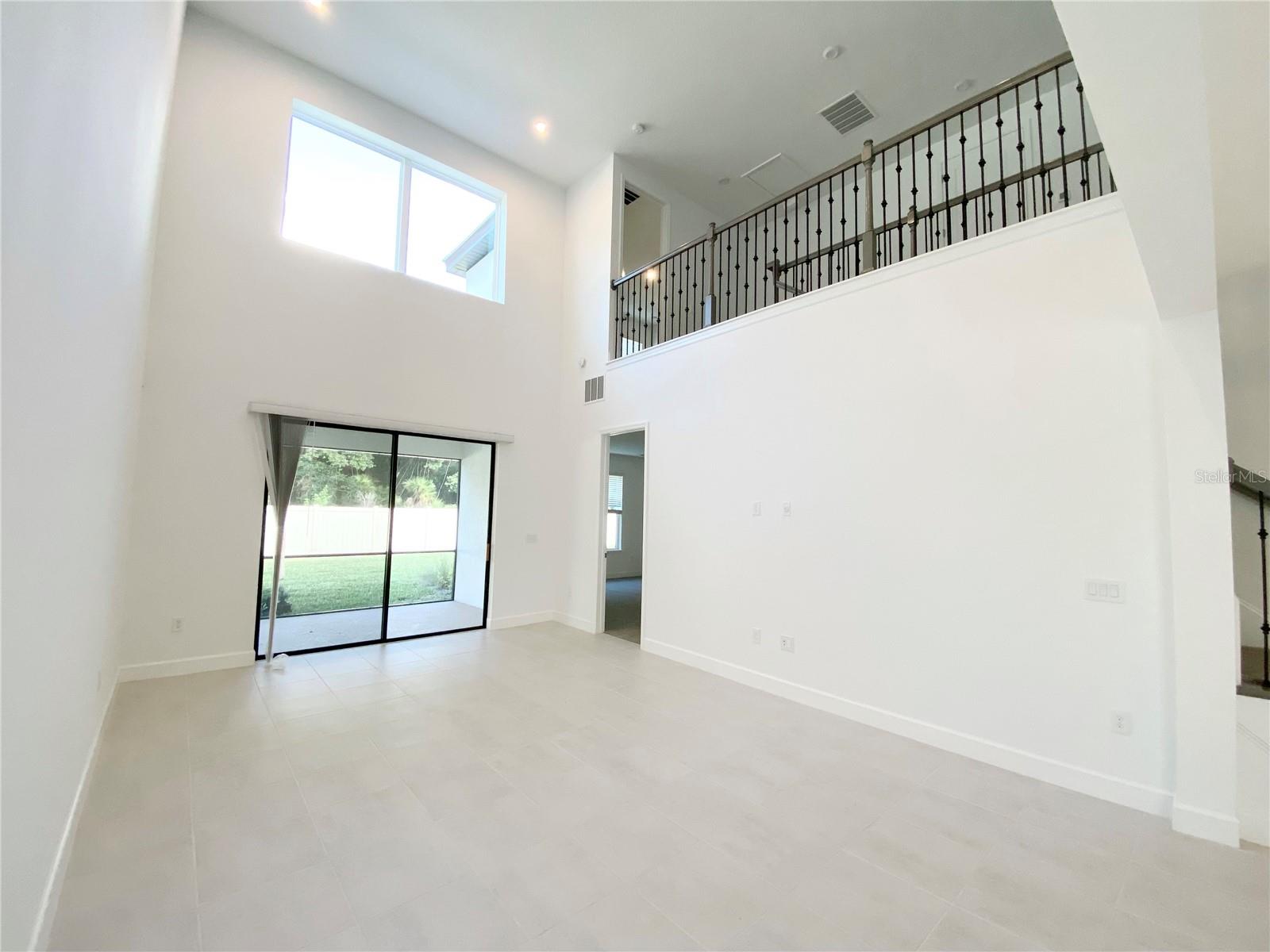 Image 5 of 40 For 1409 Lone Feather Trail