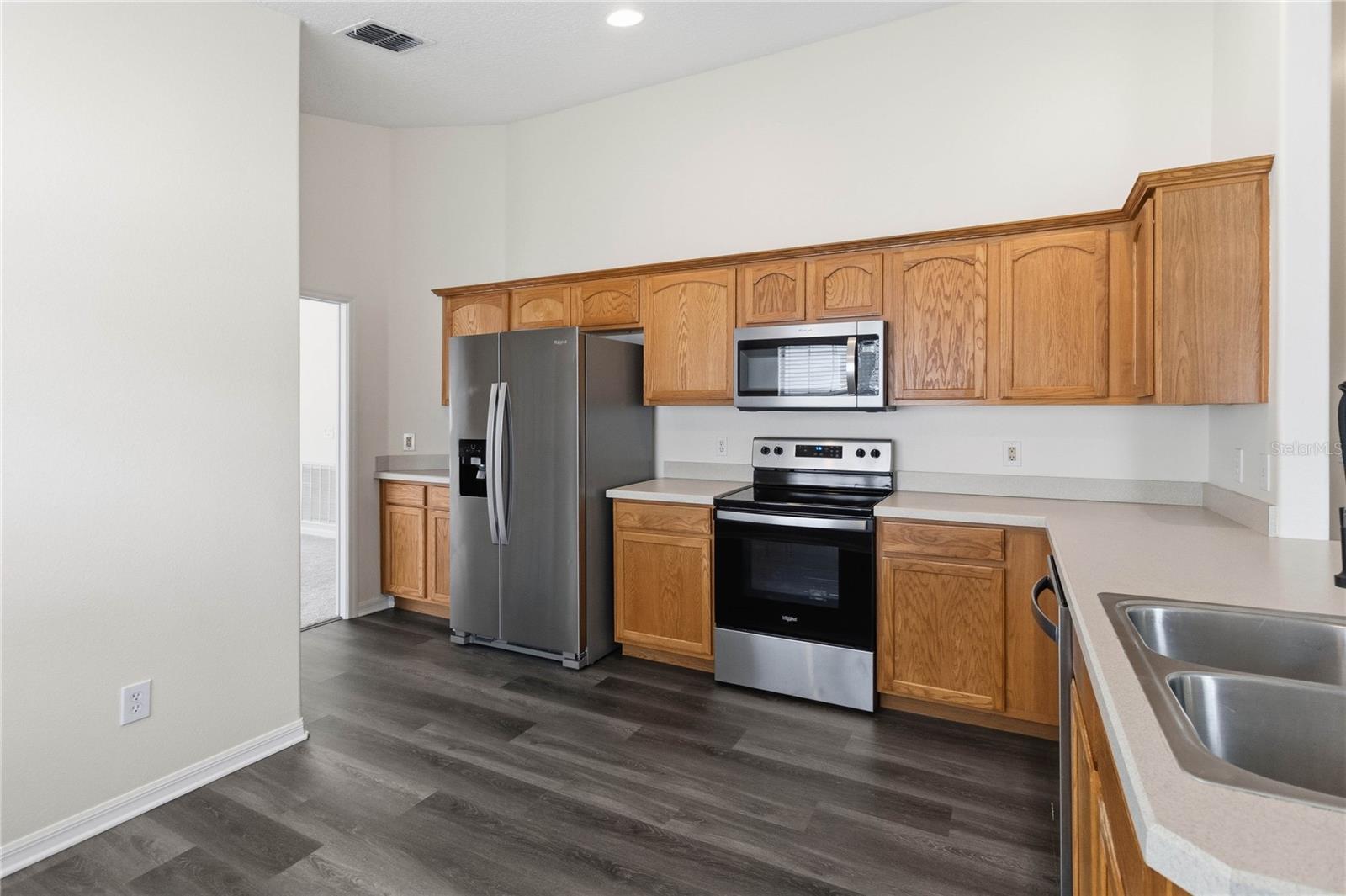 Image 16 of 46 For 11112 Taeda Drive