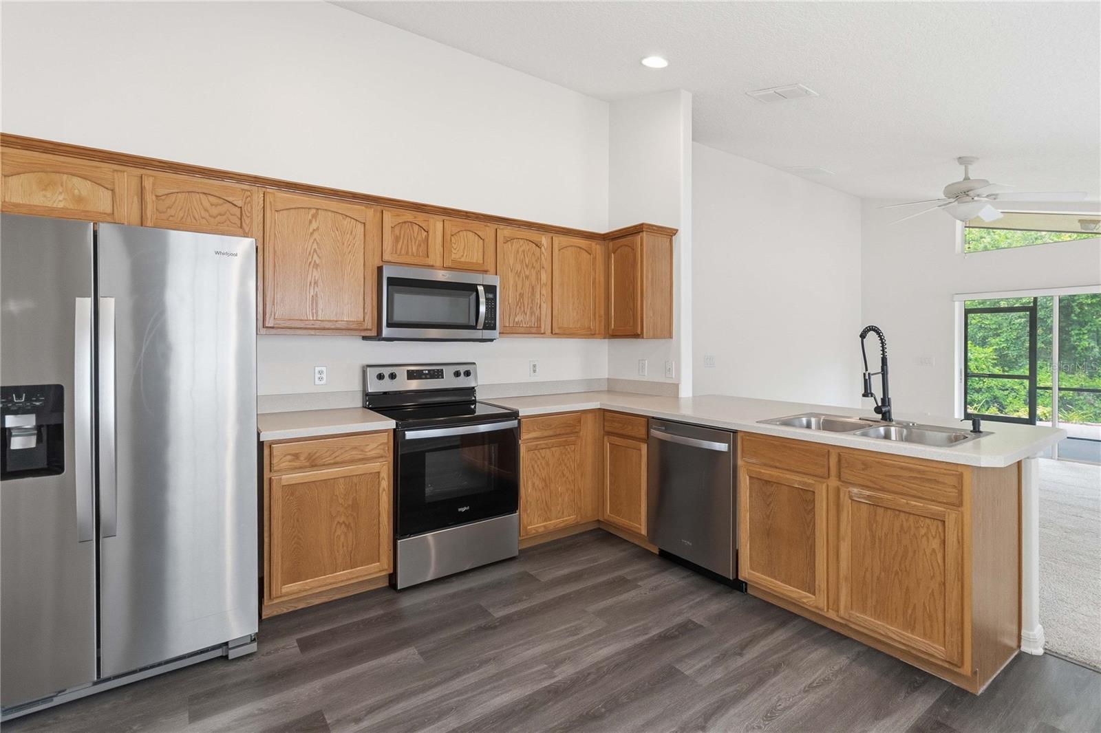 Image 17 of 46 For 11112 Taeda Drive