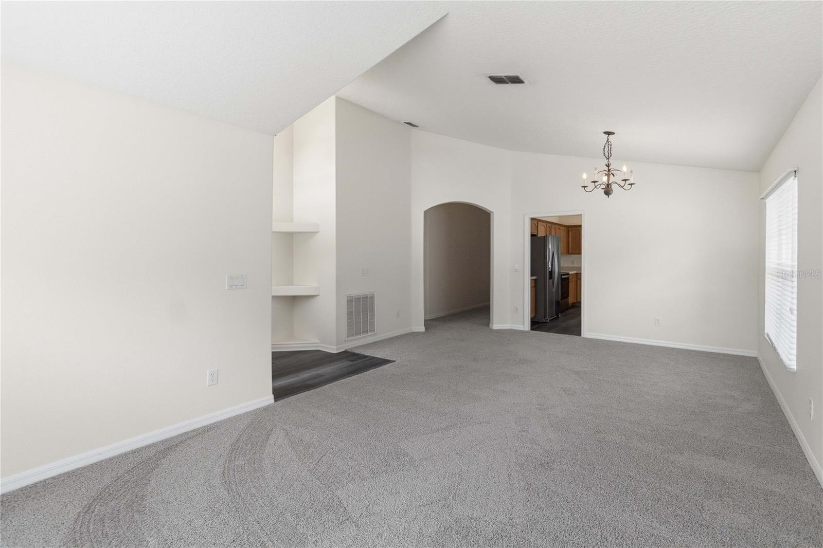 Image 8 of 46 For 11112 Taeda Drive