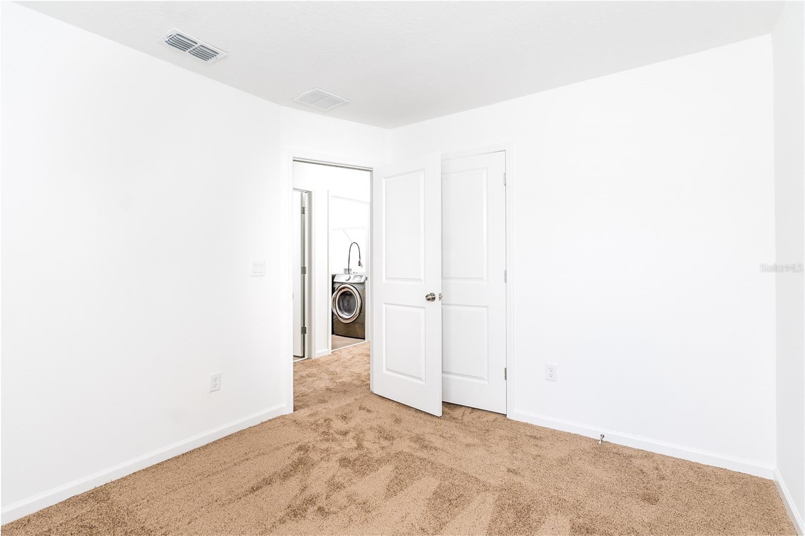 Image 9 of 23 For 987 Spring Palms Loop Loop