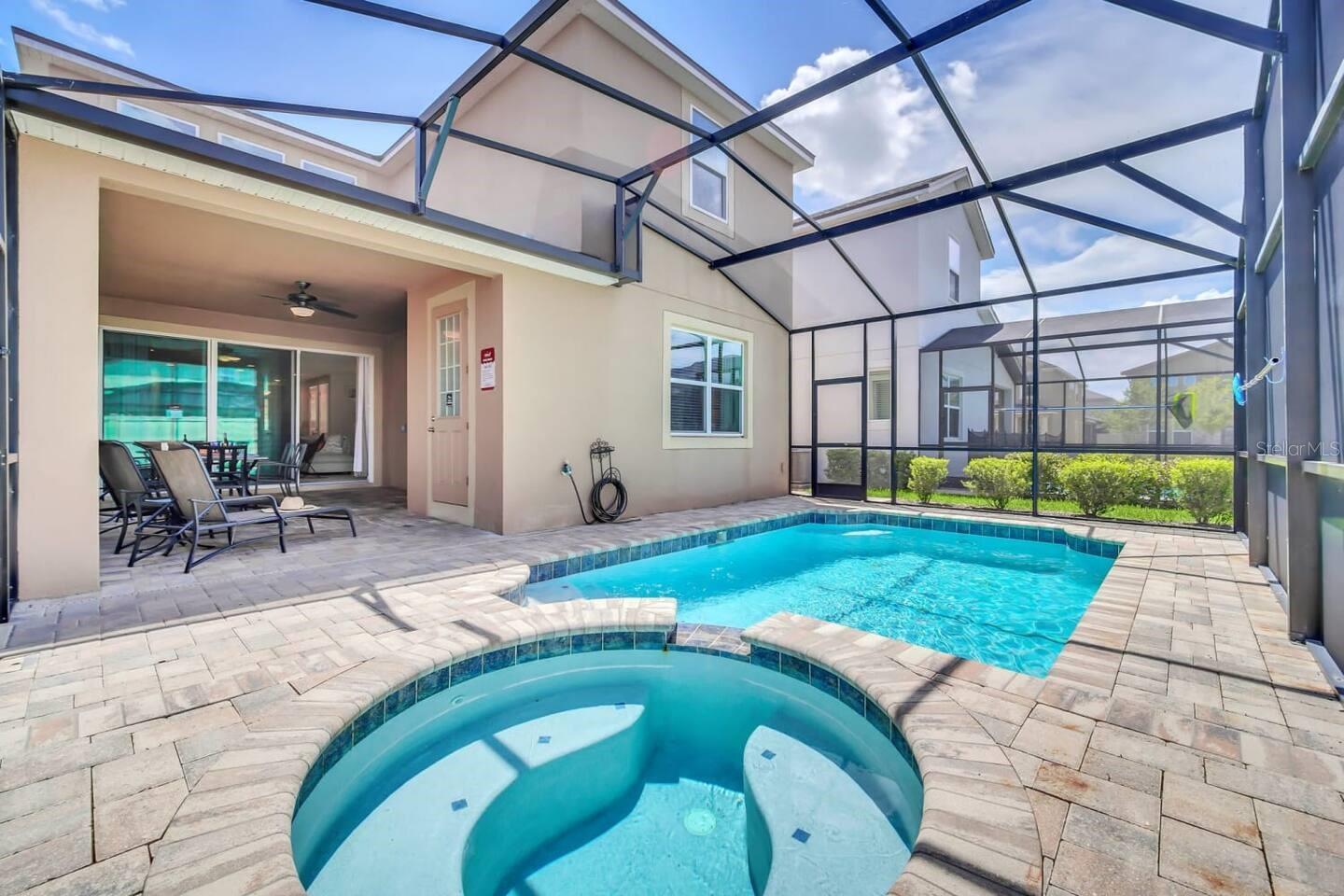 Image 37 of 60 For 9009 Egret Mills Terrace