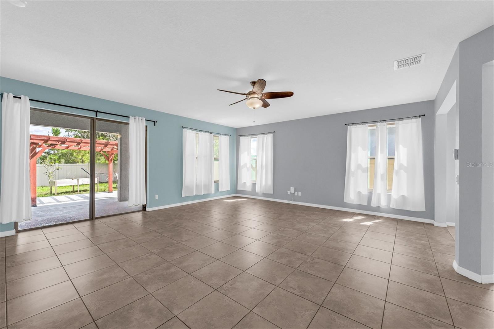 Image 10 of 41 For 1493 Pine Marsh Loop