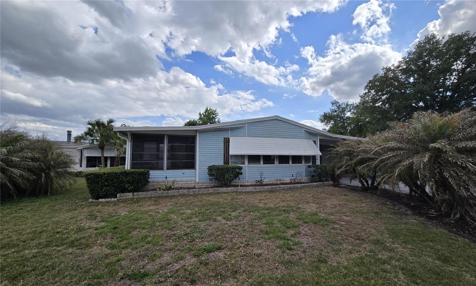 Image 3 of 13 For 2691 Lake Grassmere Circle 904