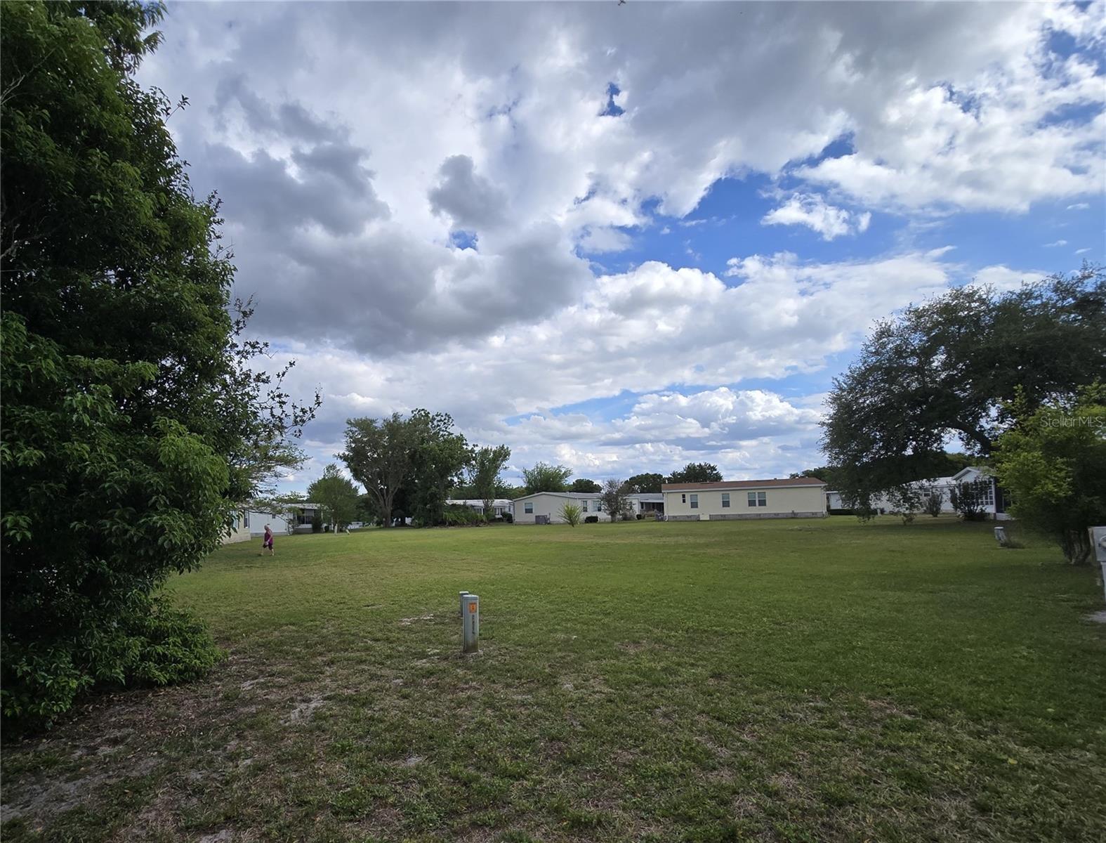 Image 6 of 13 For 2691 Lake Grassmere Circle 904