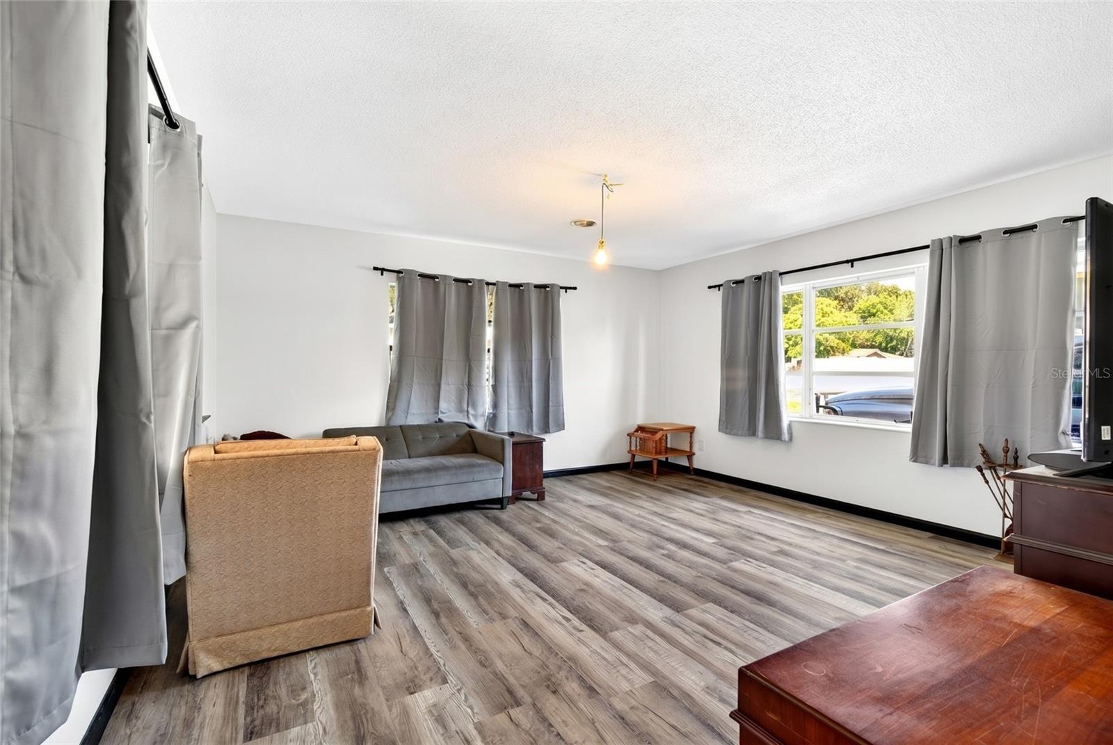 Image 7 of 23 For 6174 125th Place