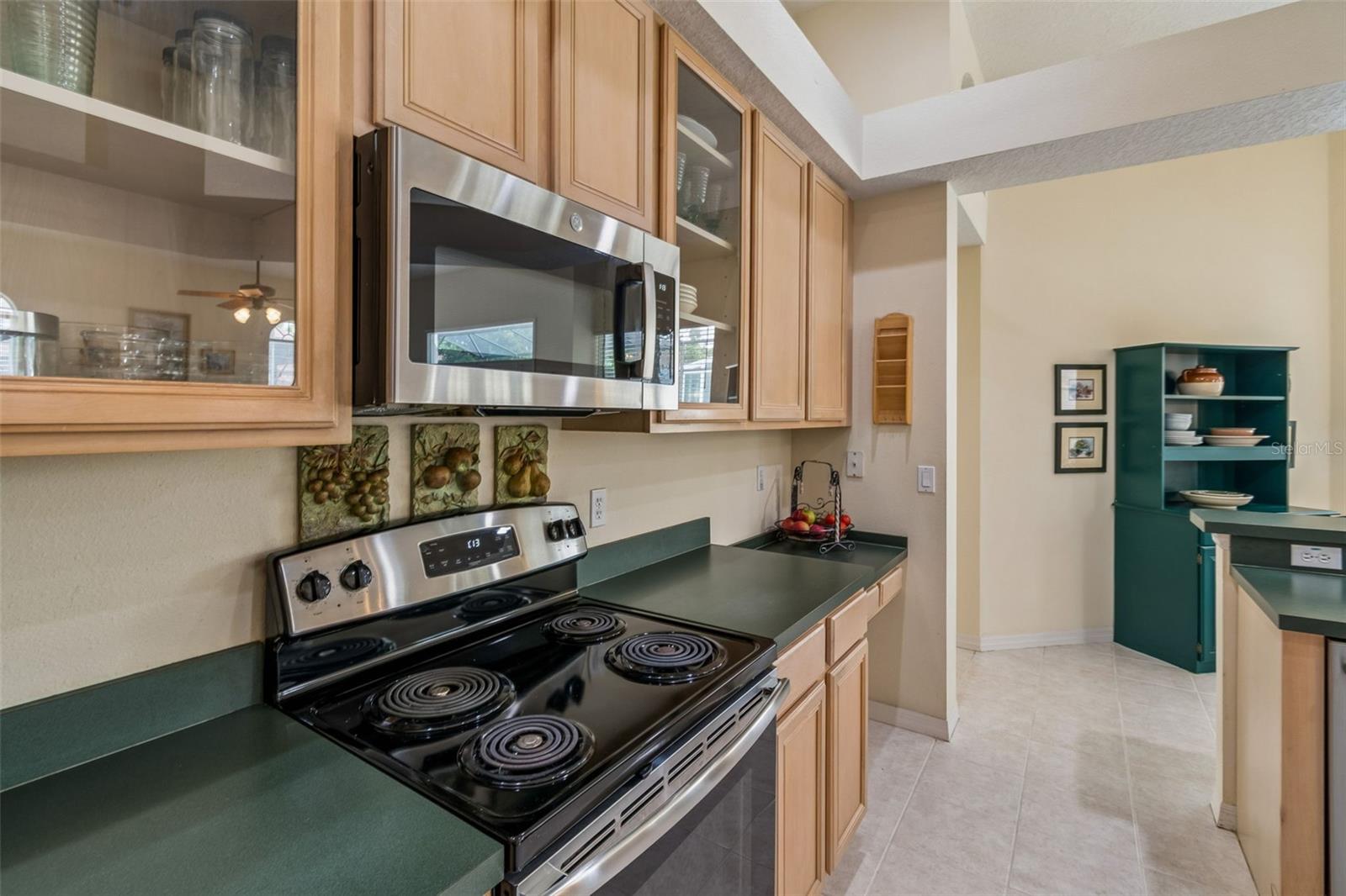 Image 12 of 52 For 8607 Terrace Pines Court