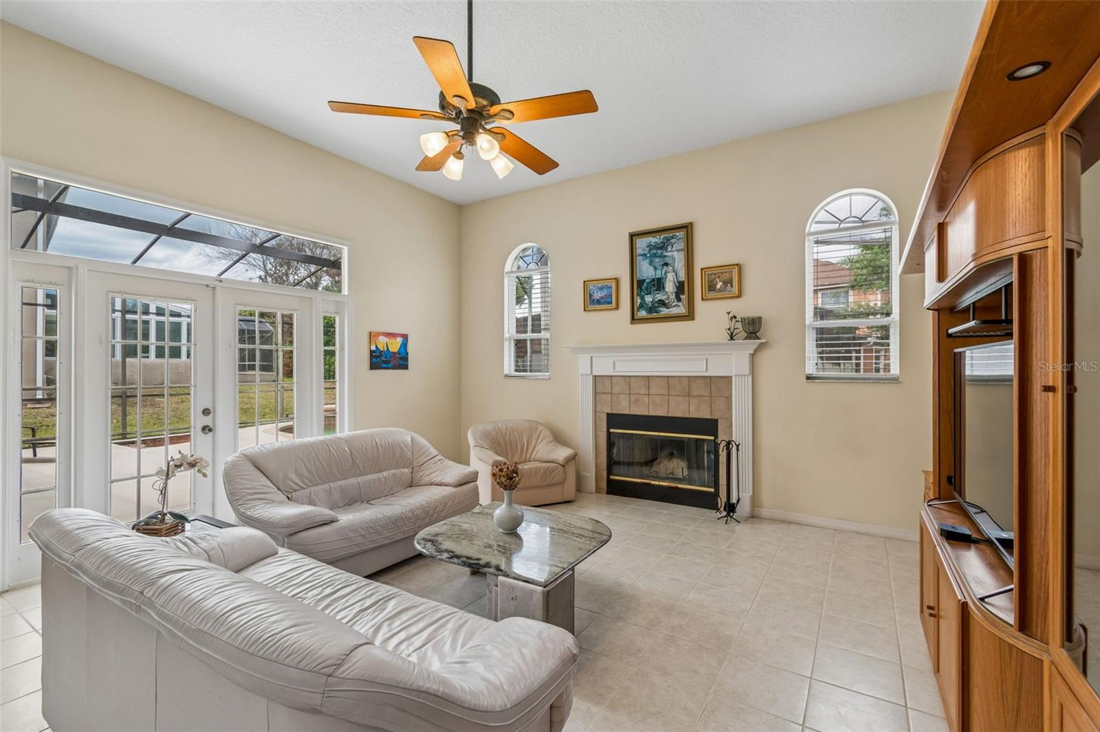 Image 17 of 52 For 8607 Terrace Pines Court