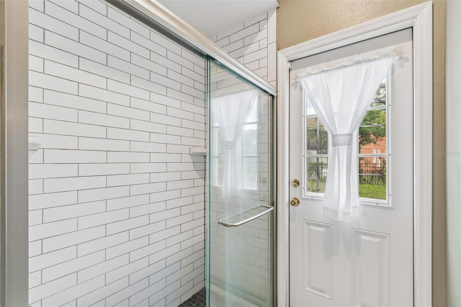 Image 35 of 52 For 8607 Terrace Pines Court